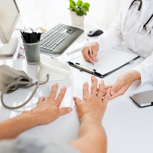 hand-pain-relief-Physio-For-Seniors-Vancouver-BC